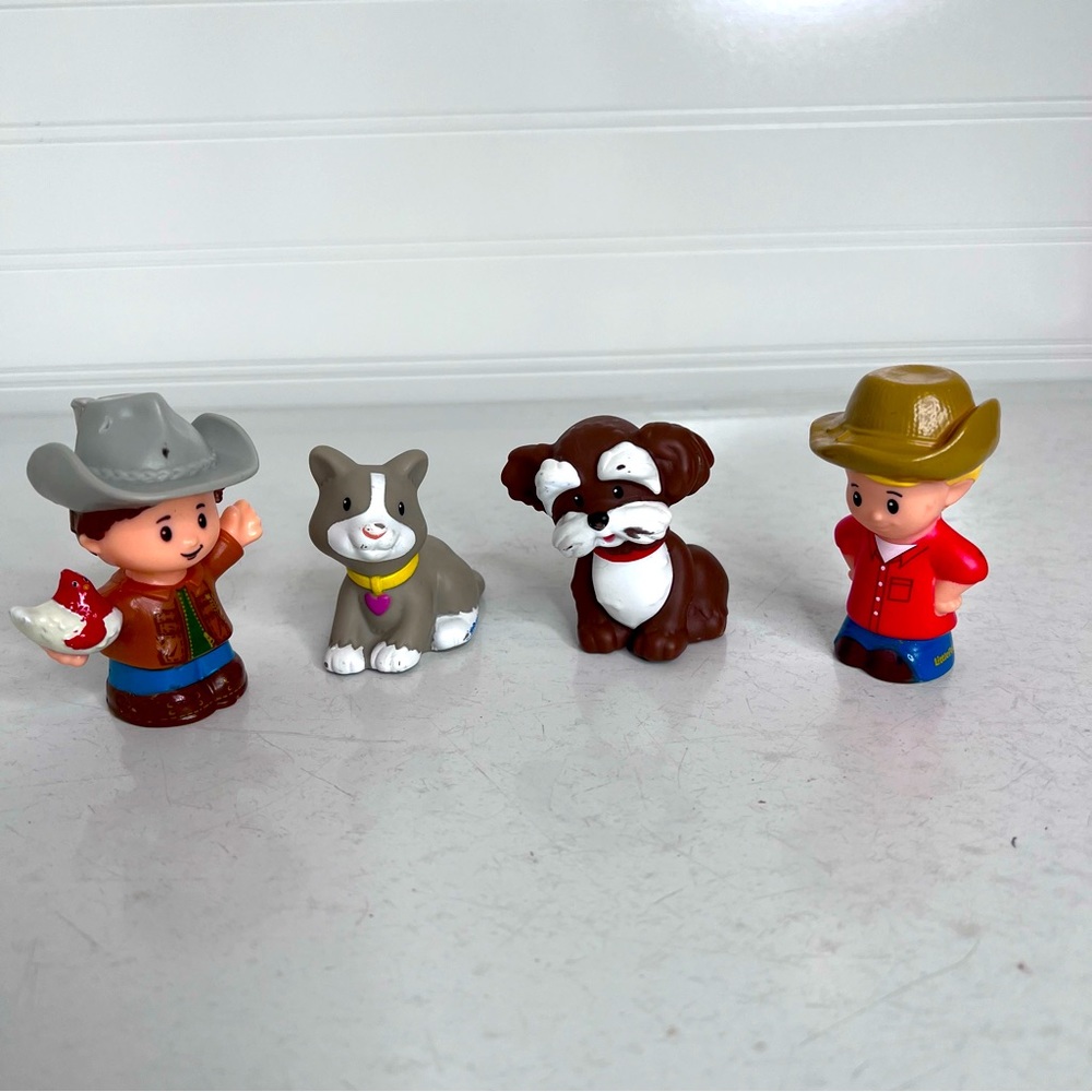 Fischer Price Little People assorted lot 2 farmers cat and dog